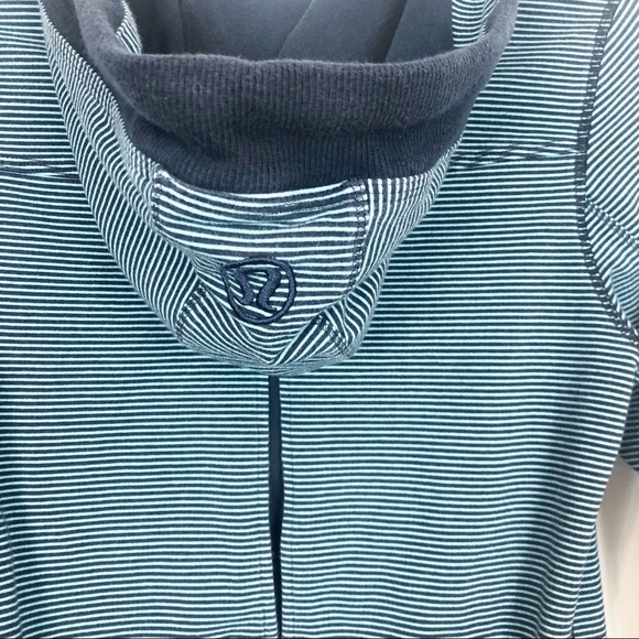 LULULEMON BLUE STRIPE ZIP FRONT HOODIE SWEATSHIRT - Picture 4 of 4